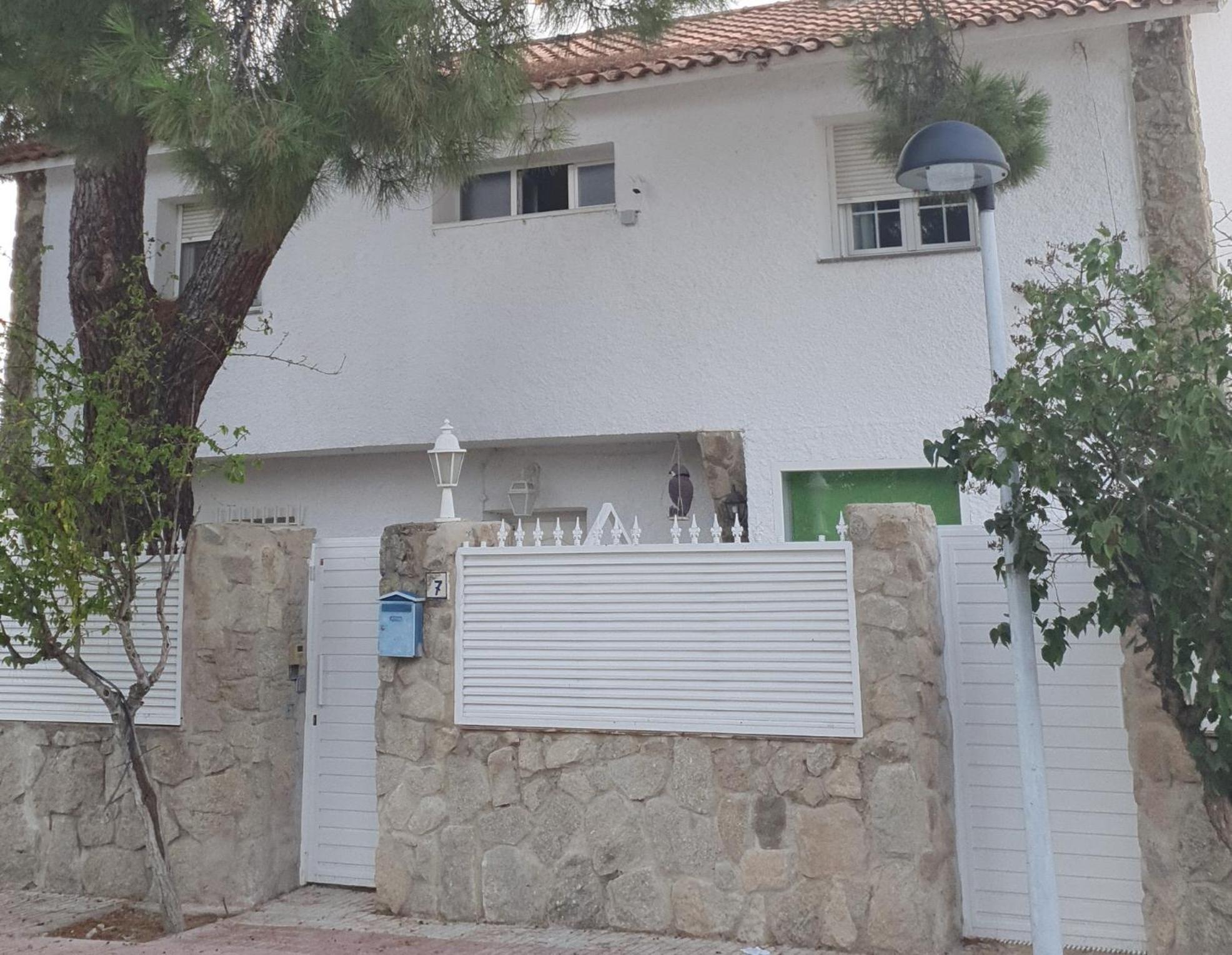 Casa Pinares Mostoles Exterior foto